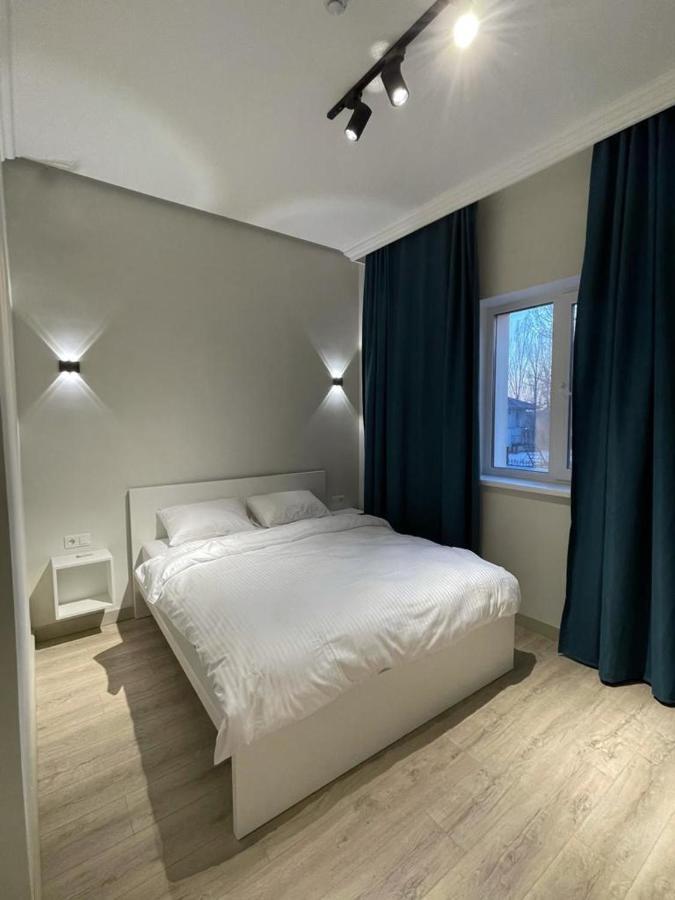SB River Hotels Atyraū Eksteriør billede
