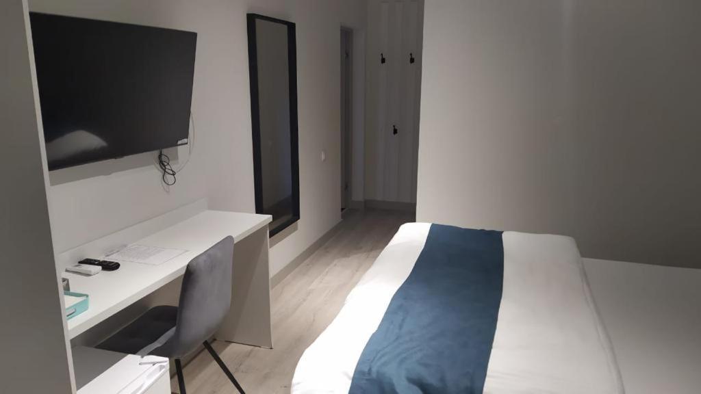 SB River Hotels Atyraū Eksteriør billede